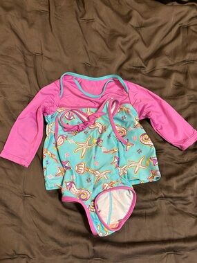 Patagonia 3-6MO Pink & Aqua Sea Life Rash Guard Swimsuit Set